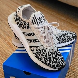 Adidas Leopard Swift Run X Shoes in Size 8.5